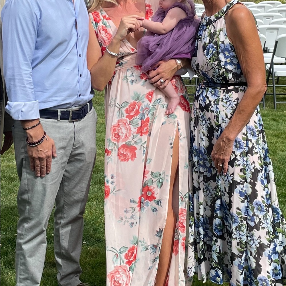 Lulus garden meandering floral maxi dress - Picture 3 of 3